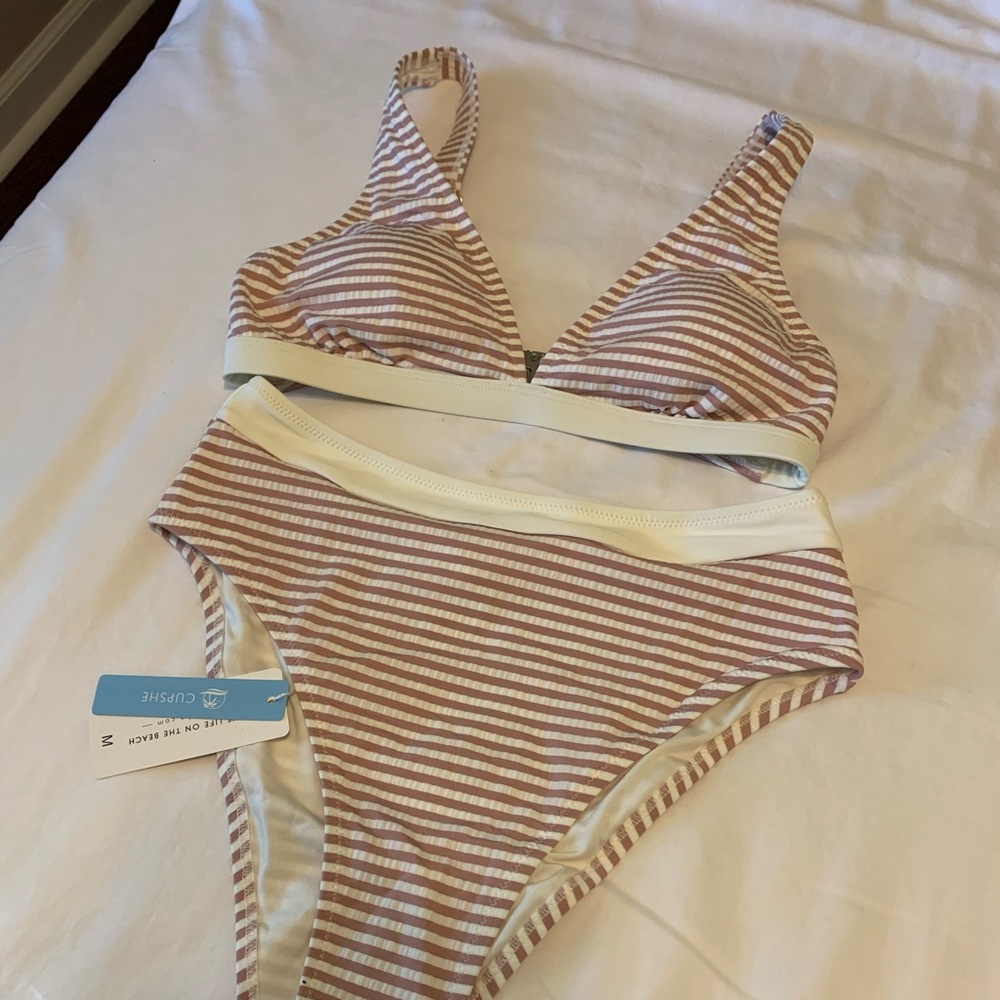 CUPSHE Striped Bikini Swimsuit
